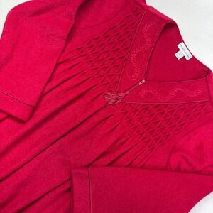 Miss Elaine Women's Red Fleece Zip‎ Front Robe Embroidered Smocked Detail Size M
